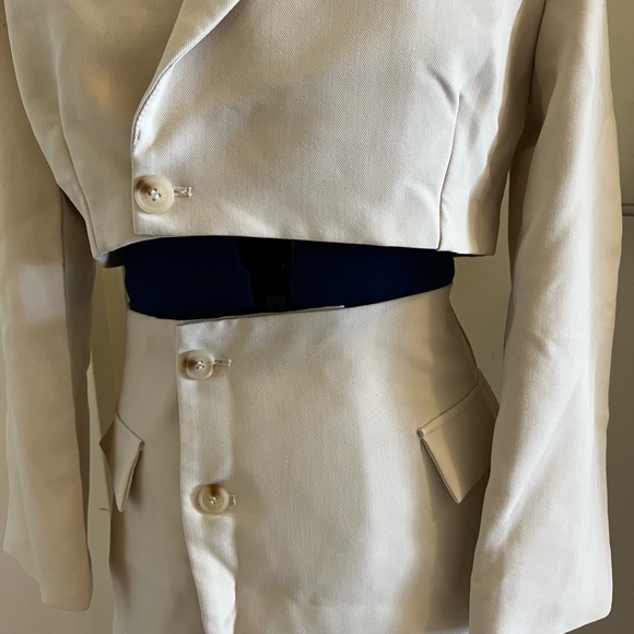 2 pc cropped ladies suite. Hand made. Fully lined, measurements are in pictures. - Picture 3 of 6